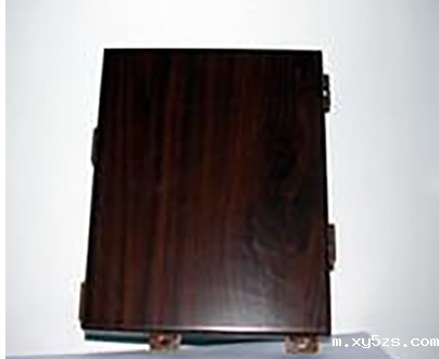 仿木纹铝单板.jpg
